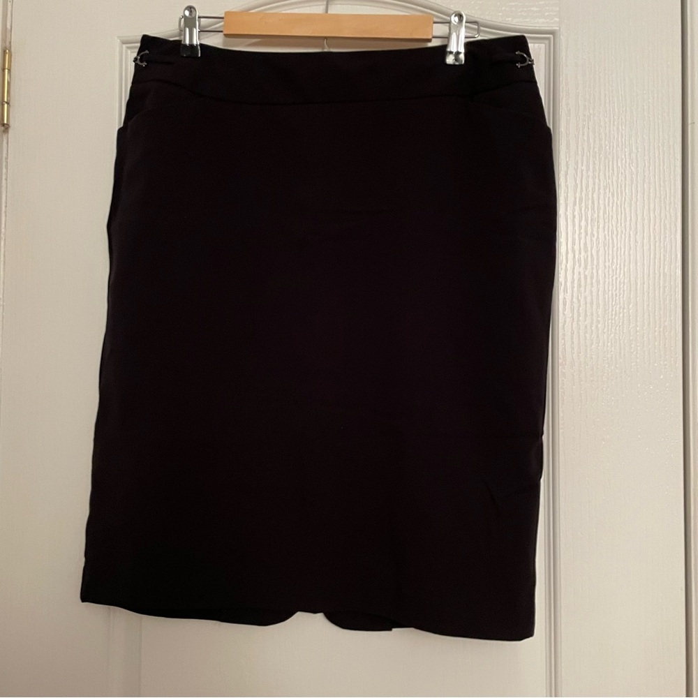 Worthington Classic Black Pencil Skirt